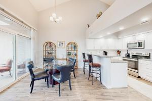 Lake view desert stay with pool, patio, grill, & smart TVs - snowbird-friendly