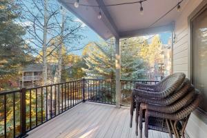 Family-Friendly Getaway with Fireplace, Washer, Dryer, & Balcony