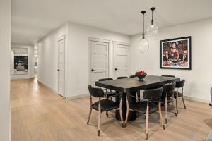 Resort Style 4BR Ensuites Slps11 Pool & Spa Gated