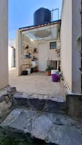 casa privada con jardín y cochera