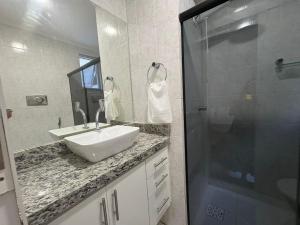 Apto amplo perto Porto da Barra