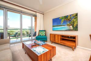 KBM Resorts FREE CAR Honua Kai Konea Remodeled 2-Bedroom Condo Perfect for Families HKK-812
