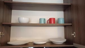 King size bed Modern apartment in Calacoto