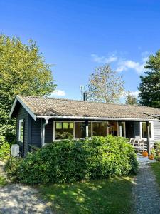 Summer House By Camønoen Trail On Bogø