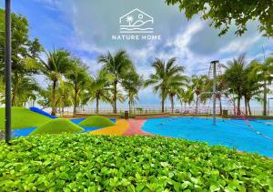 Timurbay Seafront Residences by Nature Home - Complimentary Weekend Breakfast