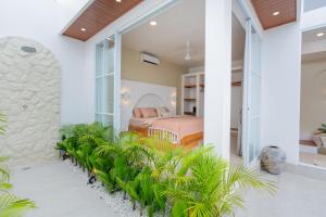 Enya Villas, Brand New Boutique Mediterranean