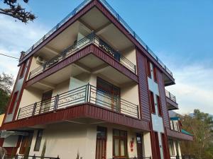 Hotel Aasra Paradise dharamshala