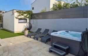 Cozy Home In Banjole With Wifi