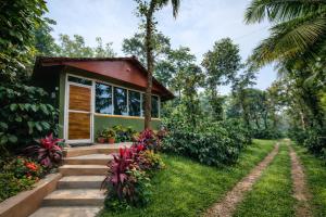 CoffeeINN Homestay - Water Activities, Jeep Ride, Home Food