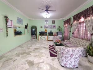 Delima Guest House Kangkar Pulai
