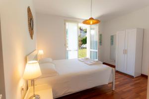 giardino e piscina apartment