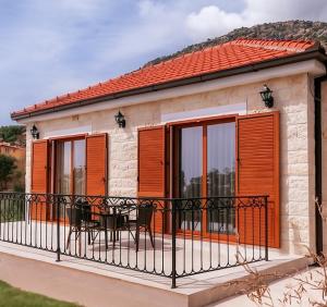Uphill Glavanovic Villas