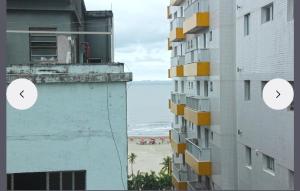 Lindo apto frente mar em região privilegiada de Santos