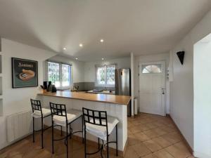 Saint Raphael-Parc Santa Lucia waterfront villa