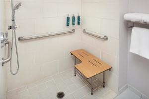 DoubleTree by Hilton Hotel & Suites Pittsburgh Downtown