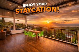 Villa Trawas Bandungan Mountain View Family Stay