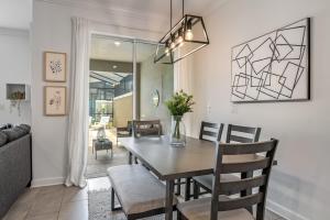 Last Minute Disney Getaway Private Pool Themed Bedrooms. Book Now 91409