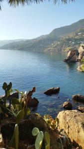 Villa Kalura con 2 Spiagge private & Vista Mare