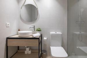 Valencia Marina Apartment near Beach & City of Arts