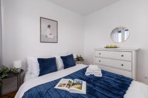 Lumina apart with balcony in heart Warsaw