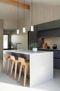 Villa design, charme avec piscine