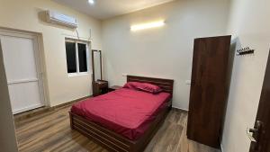 Wind & Wave Villas, Luxury 3BHK Villa with Indoor Pool & Poolside Cinema Projector