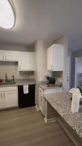 Comfortable Stay Near UT and Downtown Austin