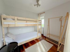 CINTHA Casa para 8 junto al Golf de Luarca