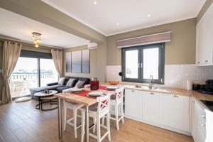 Villa Thea by RentalsPro - Nea Potidaia Halkidiki