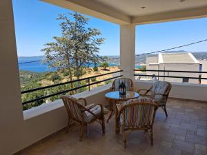 Terrace 180 view to sea