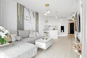 Golden Suite, RIVER&OLD TOWN VIEW, FREE Parking