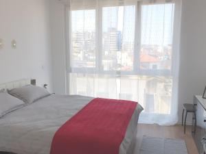 1 bedroom apartment just 10 min Center