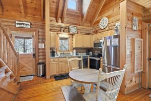 5 OClock Somewhere cabin