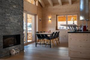 Dixence Resort Luxury Top Floor Apartment with Jacuzzi