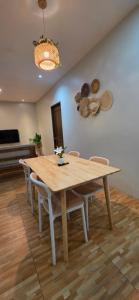 Cozy 2 BR with Parking and Balcony near Burnham Park #4