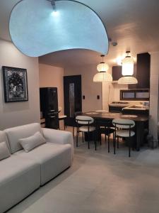 Jeongmaru Traditional Modern Design House 1 minute walk from subway 5 minutes walk from Busan Station Rooftop Terrace