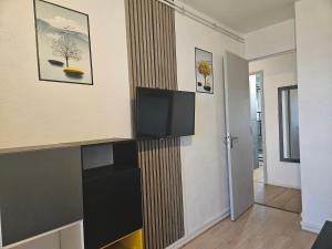 Cosy accommodation for teams & groups & family with parking