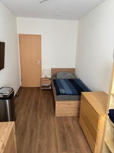 Einzelzimmer in ruhiger Lage --- Check-In mit Schlüsselkasten