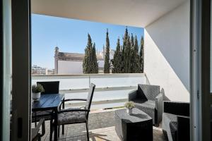 Apartment Bay View Sofia mit Meerblick und Pool