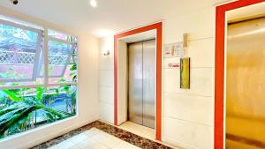 Caribbean Resort Pool Apartments Pattaya Near Bus Terminal