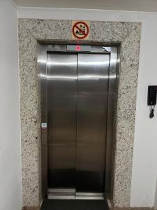 Lindo apartamento Alto Caiçaras ao lado do Parque