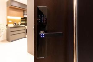 Luxury 2BR With Large Garden at Lake View Residence