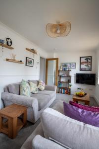 Cosy 2 bed apartment 5 min walk to town centre Perfect for contractors, business people or just having a weekend break