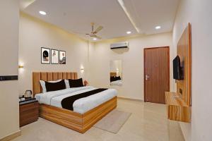 Hotel O THE PVS GRAND