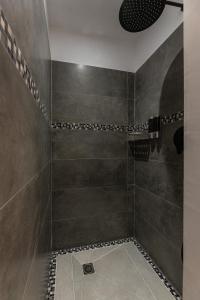 SUITES 107 Evalia Rooms