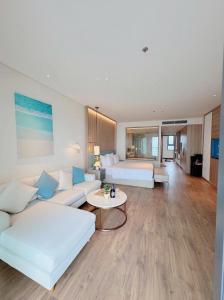 Hotel Apartment, À la Carte Ha Long sea view