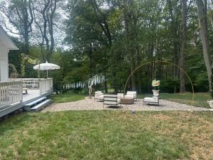 Private Compo Beach Access Home