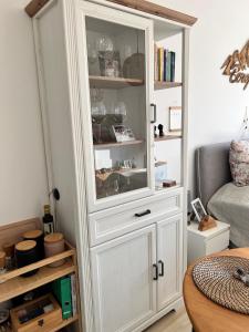 Ferienwohnung Heiter -ruhig - Balkon - Stellplatz - WLAN - Vollausstattung - Entspannung am Rande der 3 Gleichen