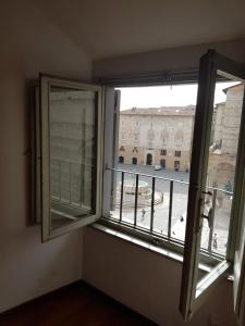 Fontana Maggiore View Suite img3