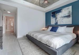 Luxury 2 Bedroom and 2 Bathroom in Clifton Cape Town